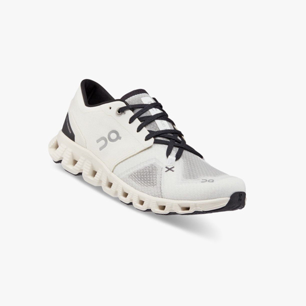 On Cloud X 3 White / Black | ZAVODE-356