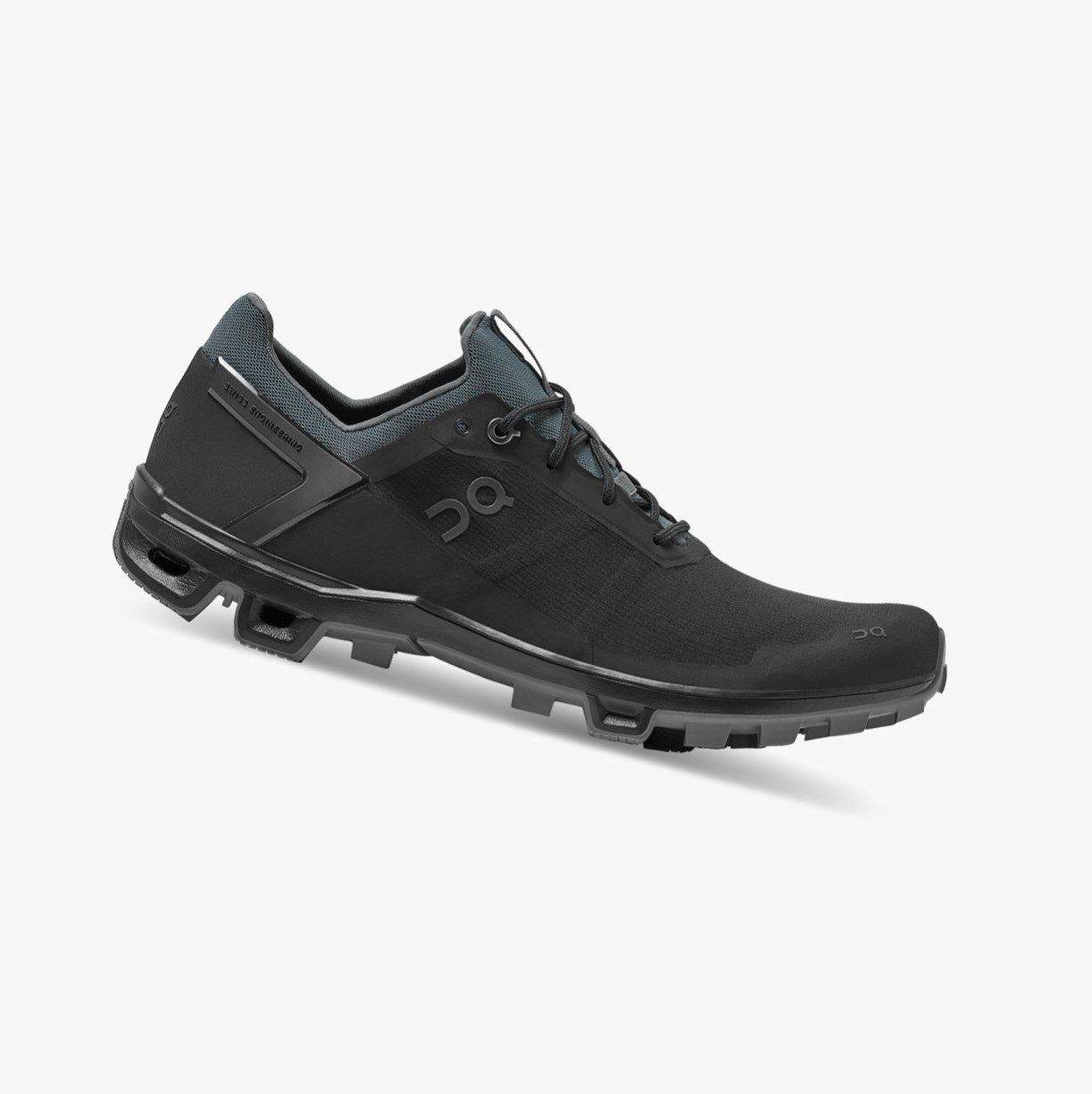 On Cloudventure Peak Black | JRIBGN-658